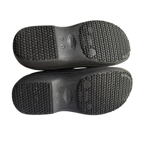 Women’s Neria Pro II Work Clog Size 8 Enclosed toes and heels slip resistant - Picture 5 of 8